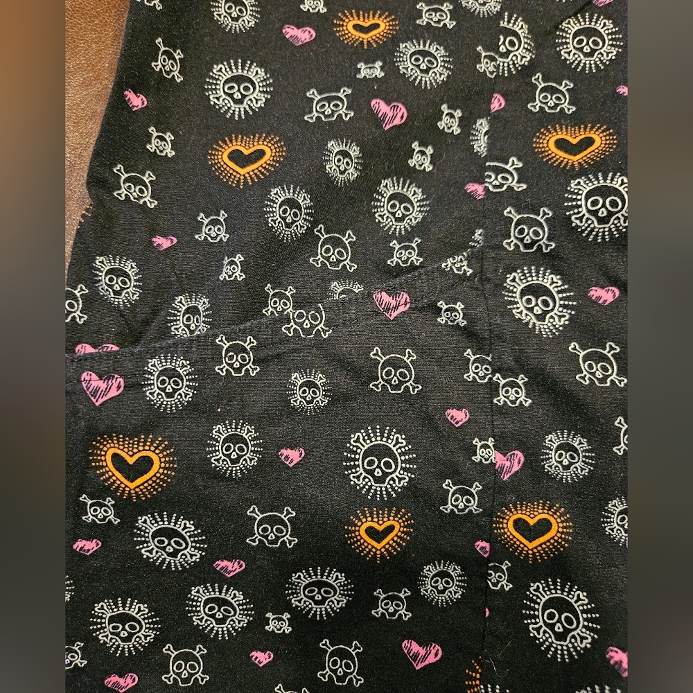 Scrub Top - Picture 3 of 5